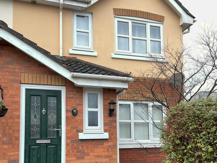 3 Bedroom Semi-Detached House To Rent In Hamilton Close, Lytham, FY8