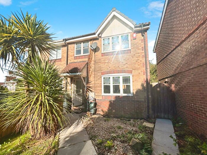 3 Bedroom House To Rent In Meadow Way, Caerphilly, CF83