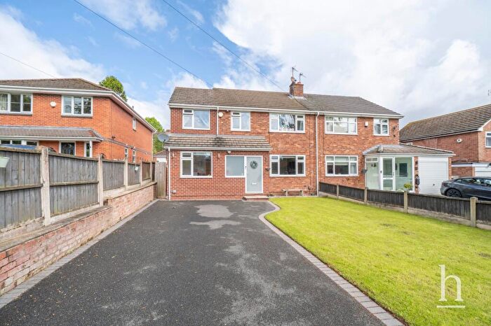 4 Bedroom Semi-Detached House For Sale In Devonshire Place, Prenton, CH43