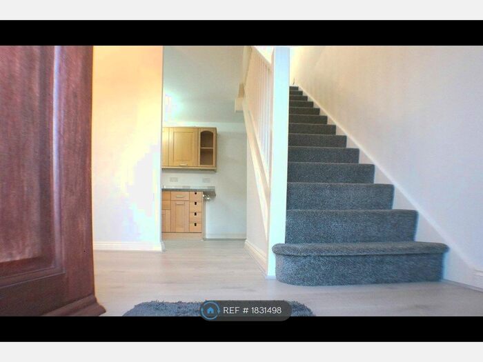 1 Bedroom Terraced House To Rent In Beech Avenue, Northampton, NN3