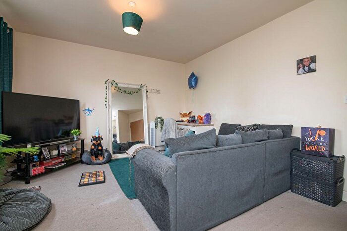 2 Bedroom Flat For Sale In Flat Mill Bank Court, Mill Street, Kidderminster, Worcestershire, DY11