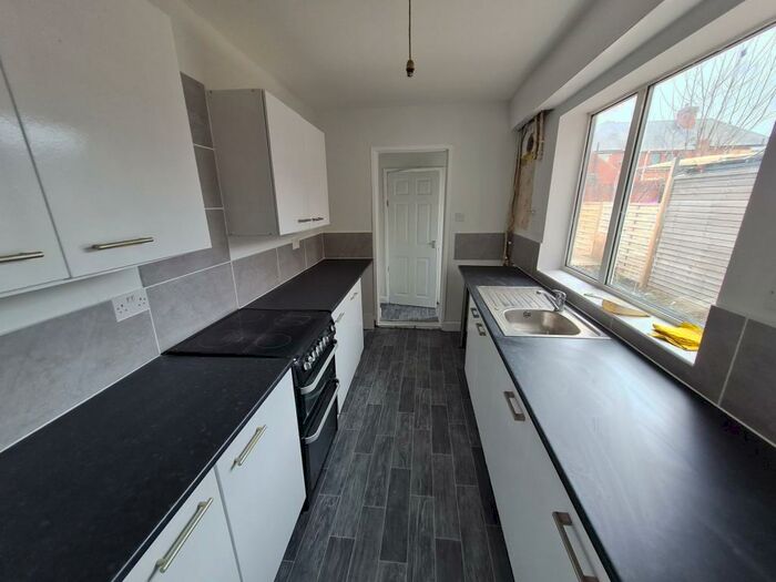 3 Bedroom House To Rent In Princes Crescent, Edlington, Doncaster, DN12