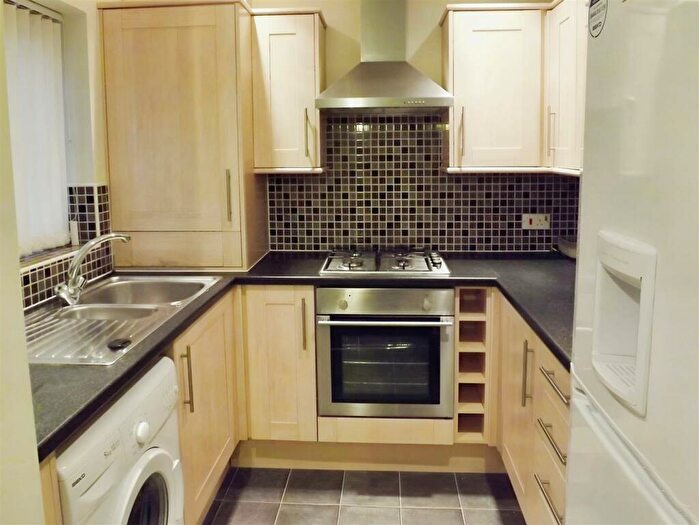 2 Bedroom Apartment To Rent In Sheraton Court, Wheatley Hills, Doncaster, DN2