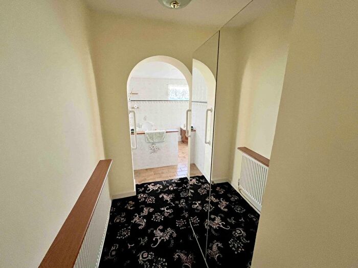 2 Bedroom Bungalow For Sale In Bolgoed Road, Pontarddulais, Swansea, SA4