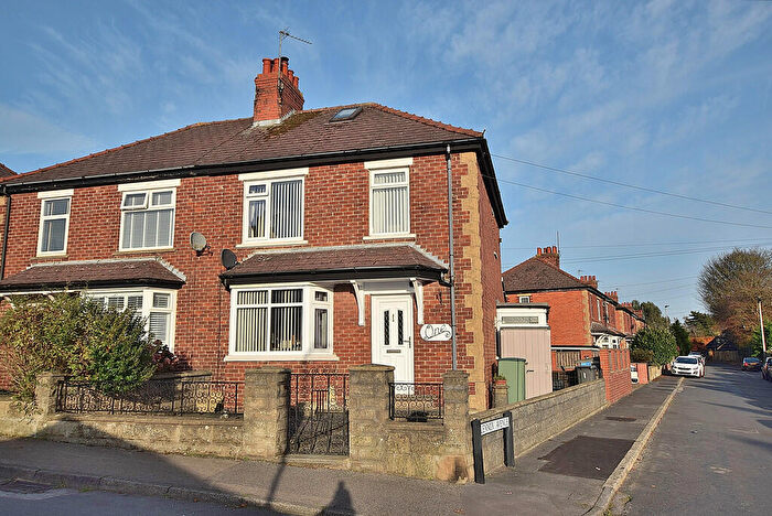 3 Bedroom Semi-Detached House For Sale In Fontenay Road, Richmond, DL10