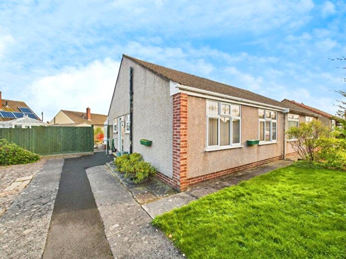 2 Bedroom Semi-Detached Bungalow For Sale In Vicarage Road, Hanham, Bristol, BS15