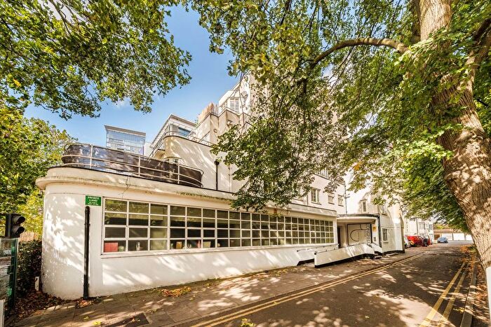 2 Bedroom Flat To Rent In Uxbridge Road, Ealing, W5
