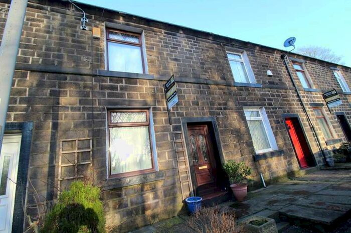 2 Bedroom Cottage To Rent In Bury New Road, Ramsbottom, BL0
