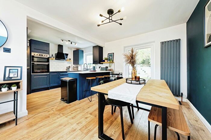 3 Bedroom Detached House For Sale In Carlsden Close, Dover, Kent, CT17