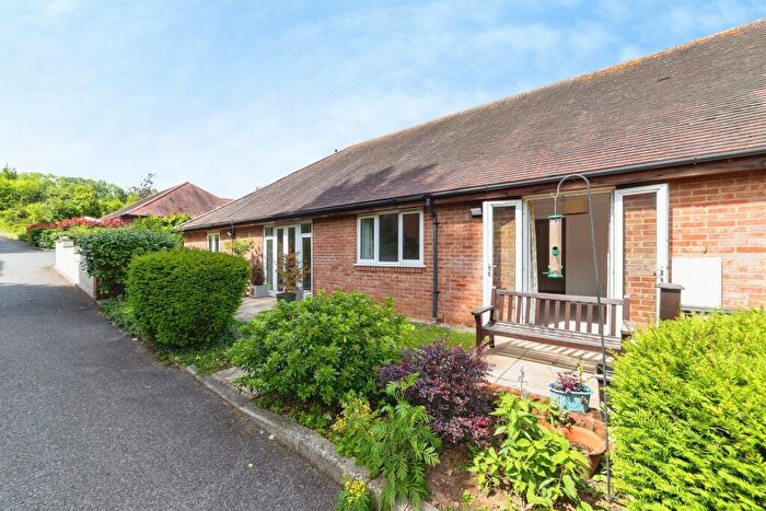 2 Bedroom Terraced Bungalow For Sale In Broad Oak Lane, Hertford, SG14
