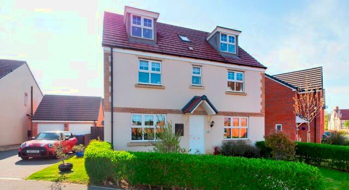 5 Bedroom Detached House For Sale In Lee Road, Harlestone Manor, Northampton, NN5