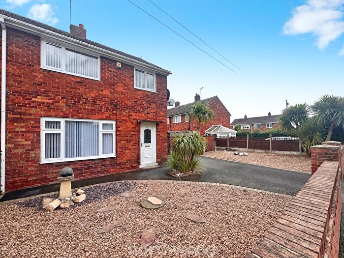 3 Bedroom End Of Terrace House To Rent In Haynes Road, Thorne, Doncaster, DN8