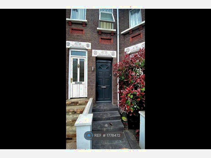 4 Bedroom Semi-Detached House To Rent In High Town Road, Luton, LU2