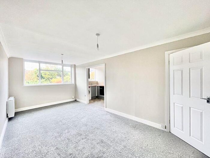 2 Bedroom Flat To Rent In High Street, Ibstock, LE67