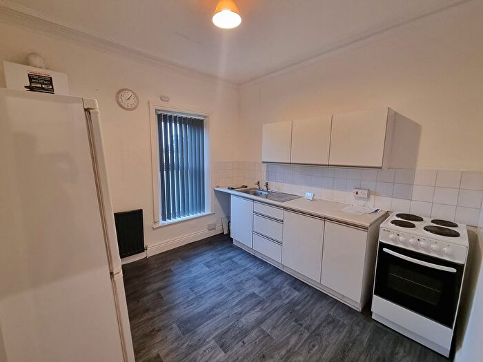1 Bedroom Flat To Rent In Belmont Street, Oldham, OL1