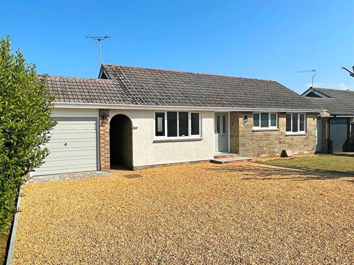 3 Bedroom Bungalow For Sale In Downs View Road, Bembridge, PO35