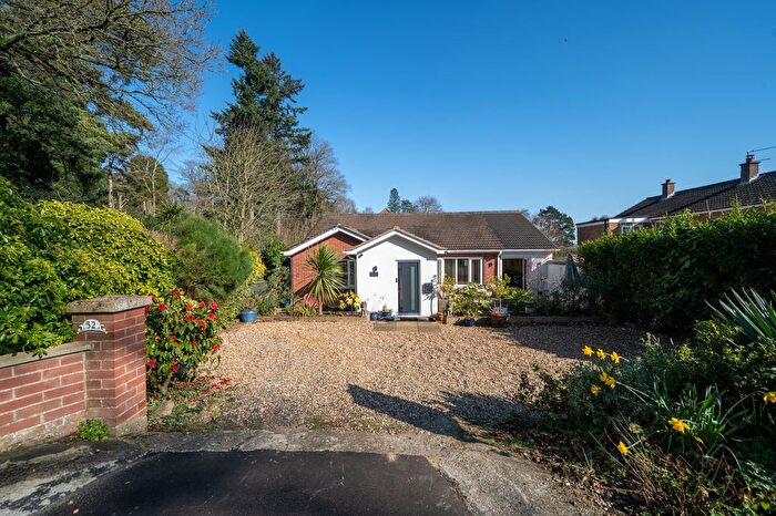 2 Bedroom Detached Bungalow For Sale In Thunder Lane, Norwich, Norfolk, NR7