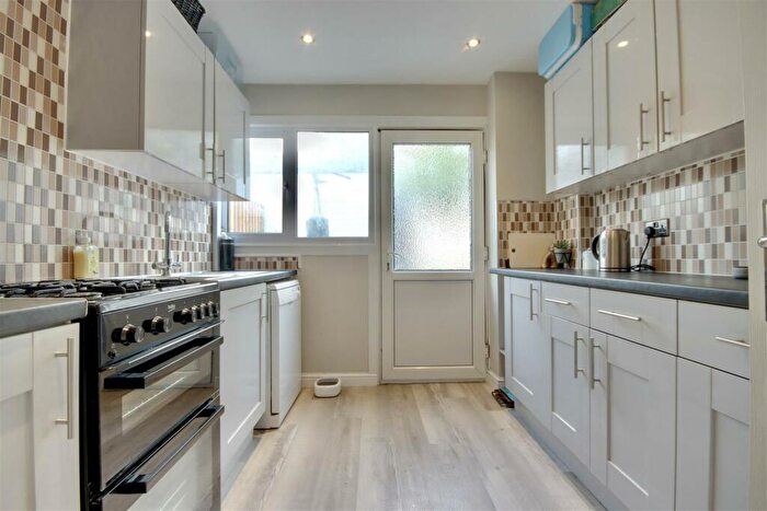 3 Bedroom Terraced House For Sale In Passingham Walk, Waterlooville, PO8