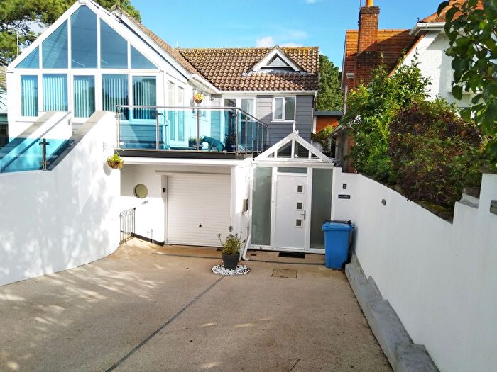 3 Bedroom Flat To Rent In Brownsea Road, Sandbanks, Poole, BH13