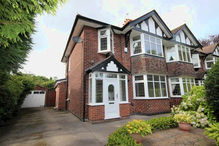 3 Bedroom Semi-Detached House To Rent In Worsley Road, Worsley, M28