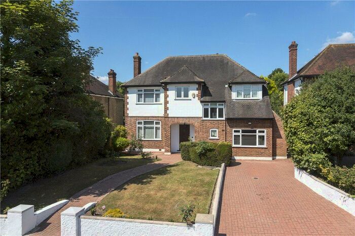 5 Bedroom Detached House To Rent In Orchard Rise, Coombe, KT2