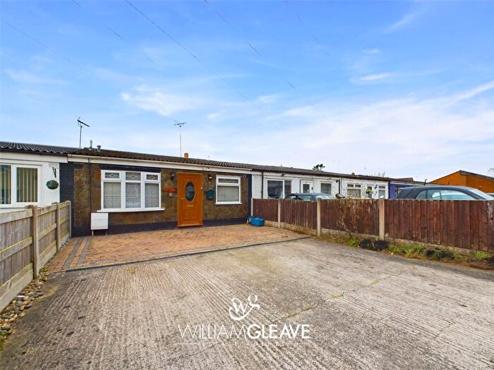 2 Bedroom Bungalow For Sale In North Street, Sandycroft, Deeside, Flintshire, CH5
