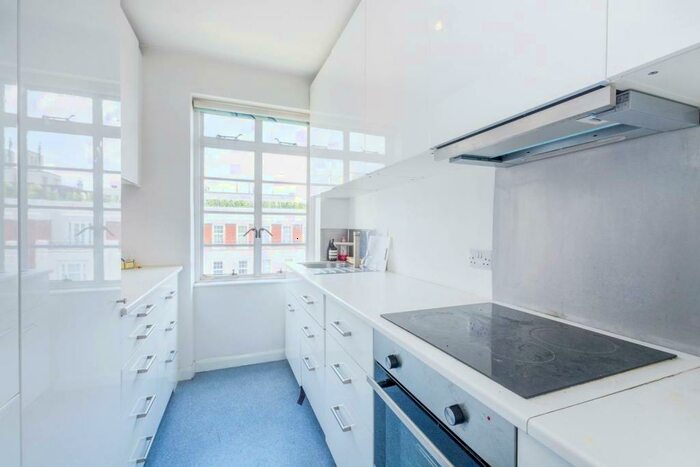 2 Bedroom Flat To Rent In Dorset House, Gloucester Place, , Marylebone, London, NW1
