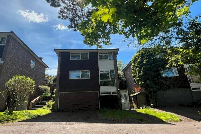 4 Bedroom Property To Rent In Manor Road, Sutton Coldfield, B73