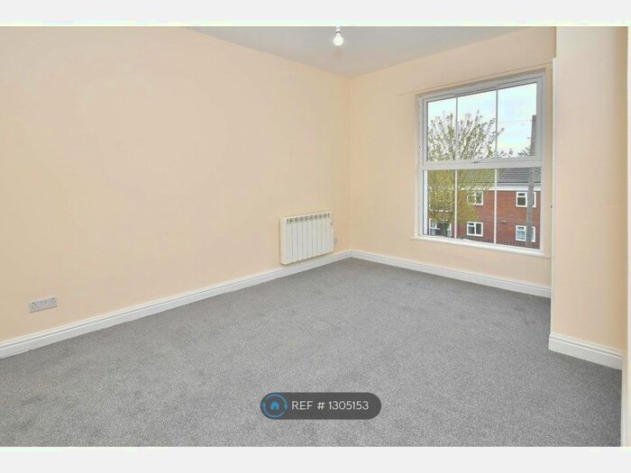 1 Bedroom Flat To Rent In St.. Johns Street, Dudley DY2