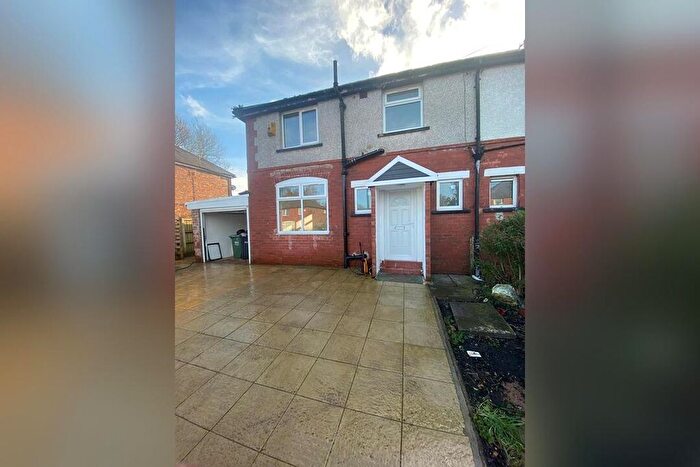 3 Bedroom Semi Detached House To Rent In Melville Road, Kearsley, Bolton, BL4