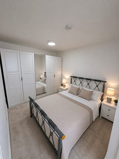 1 Bedroom Flat To Rent In Green Lane, Ilford, IG3