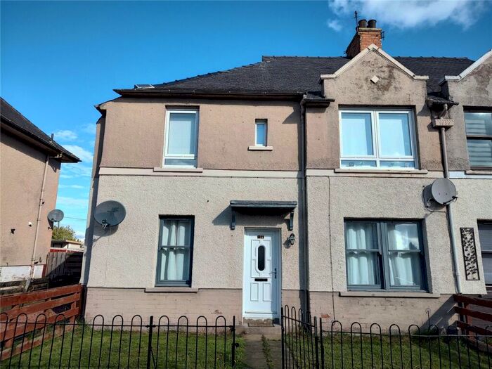 3 Bedroom Maisonette To Rent In George Drive, Loanhead, Midlothian, EH20