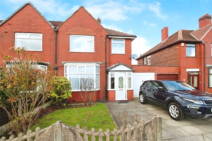 3 Bedroom Semi Detached House To Rent In Heywood Road, Prestwich, Manchester, Greater Manchester, M25