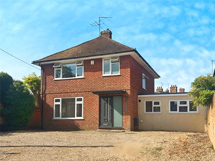 4 Bedroom Detached House For Sale In Swallowfield Street, Swallowfield, Reading, RG7