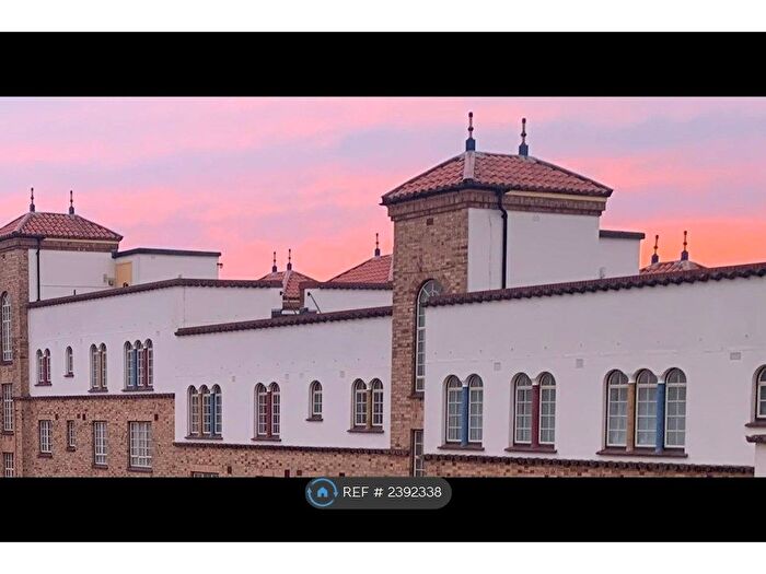 1 Bedroom Flat To Rent In San Remo Towers, Boscombe, Bournemouth, BH5