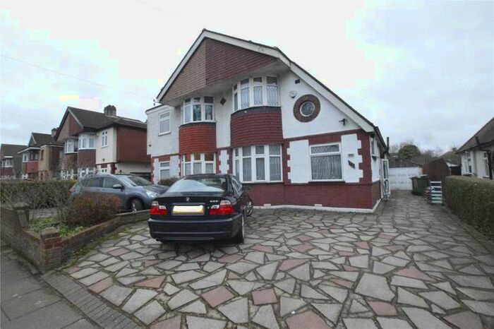 3 Bedroom Detached House To Rent In Halfway Street, Sidcup, Kent DA15