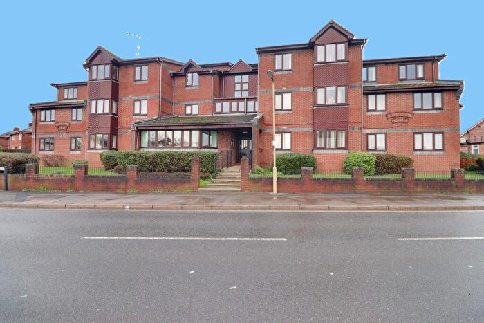 2 Bedroom Retirement Property For Sale In Stakes Road, Purbrook, PO7