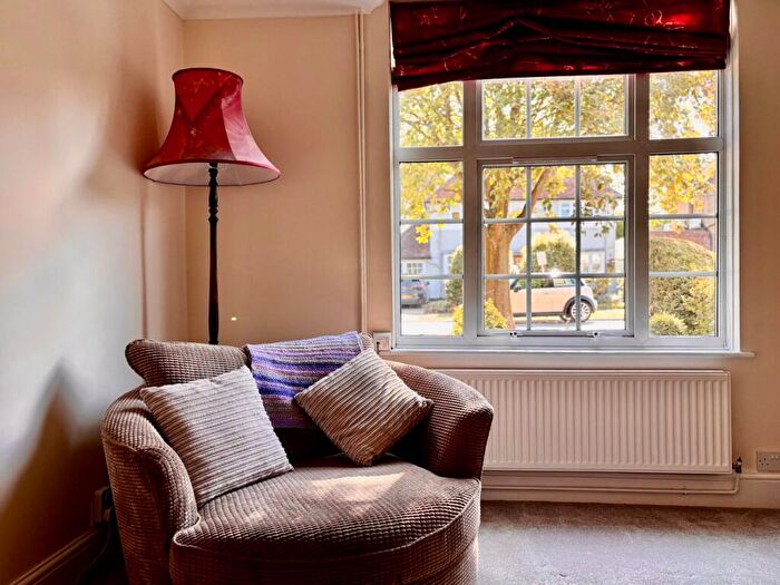 3 Bedroom End Of Terrace House For Sale In Nevells Road, Letchworth Garden City, SG6