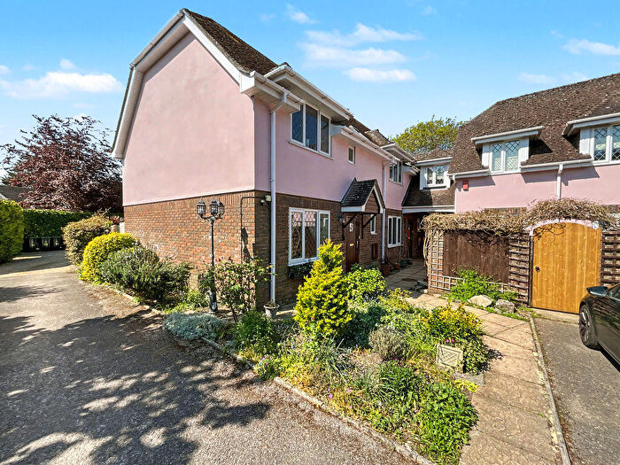 3 Bedroom Terraced House For Sale In West Christchurch, BH23