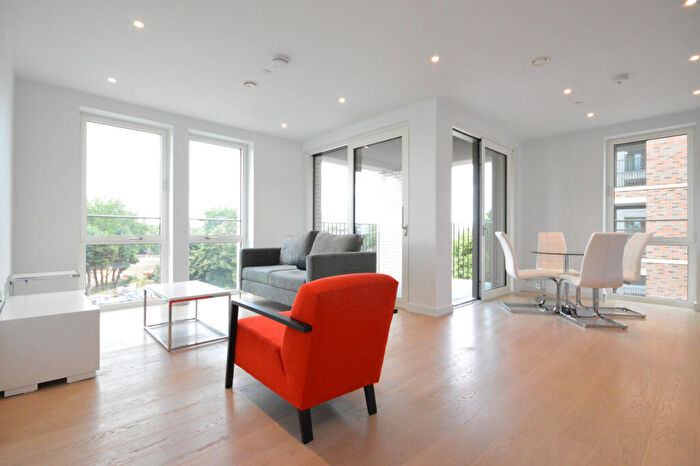 2 Bedroom Flat To Rent In Sir John Soane Apartments, Elephant & Castle, SE17