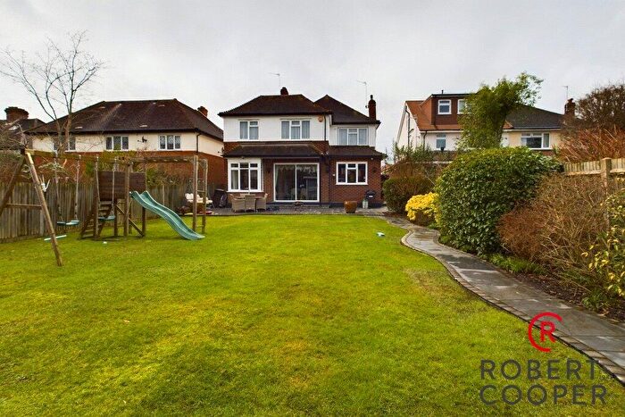 6 Bedroom Detached House To Rent In East Towers, Pinner, HA5