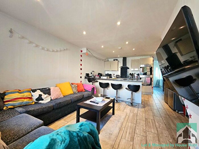 7 Bedroom Terraced House To Rent In Heeley Road, Birmingham, B29