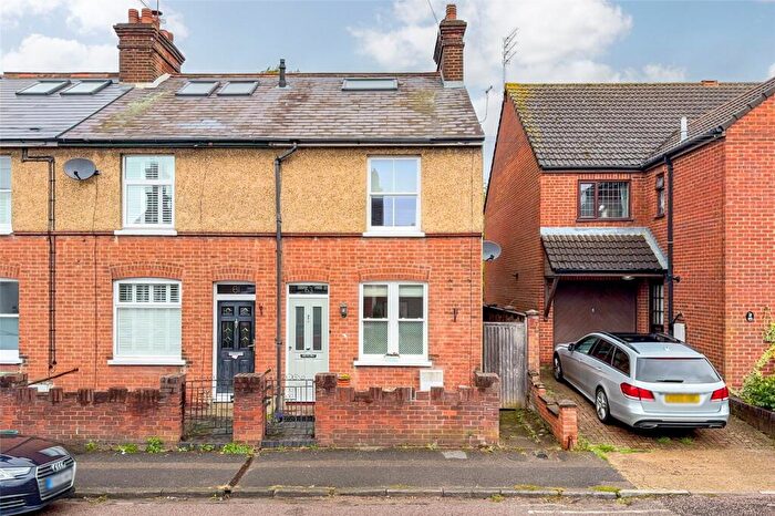 3 Bedroom End Of Terrace House For Sale In Castle Road, St. Albans, Hertfordshire, AL1