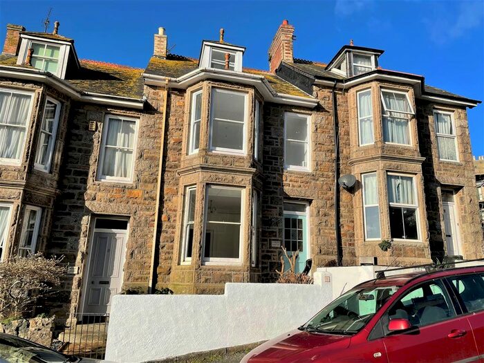 4 Bedroom Property To Rent In Lescudjack Road, Penzance TR18