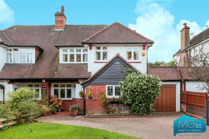 4 Bedroom Semi-Detached House To Rent In The Bourne, Southgate, N14