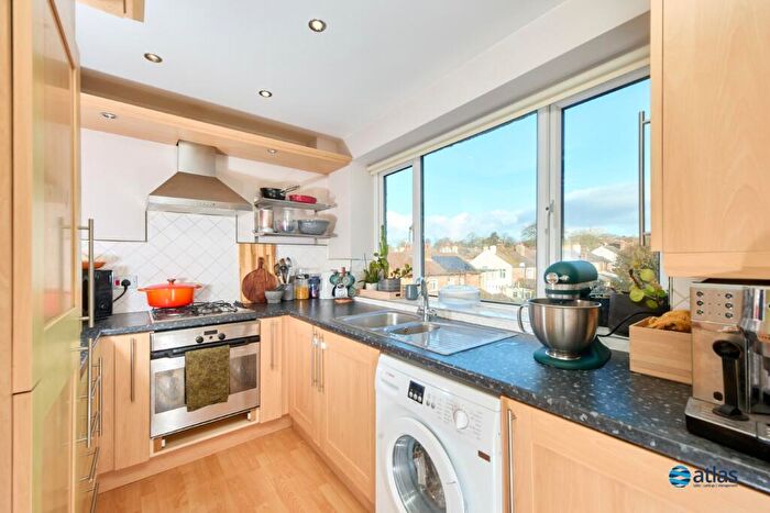 1 Bedroom Apartment For Sale In Mersey Road, Aigburth, L17