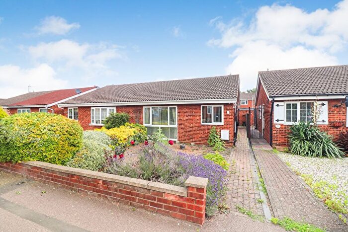 2 Bedroom Bungalow For Sale In Station Road, Marston Moretaine, MK43