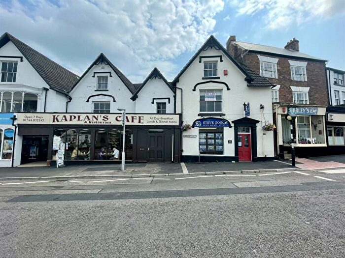 3 Bedroom Flat To Rent In High Street, Coleford, GL16