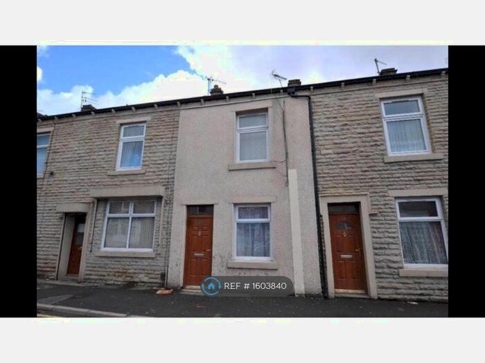 1 Bedroom Flat To Rent In Accrington Road, Blackburn, BB1