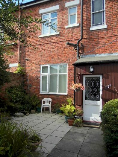 1 Bedroom Flat To Rent In Brighton Road, Birkdale, Southport, PR8